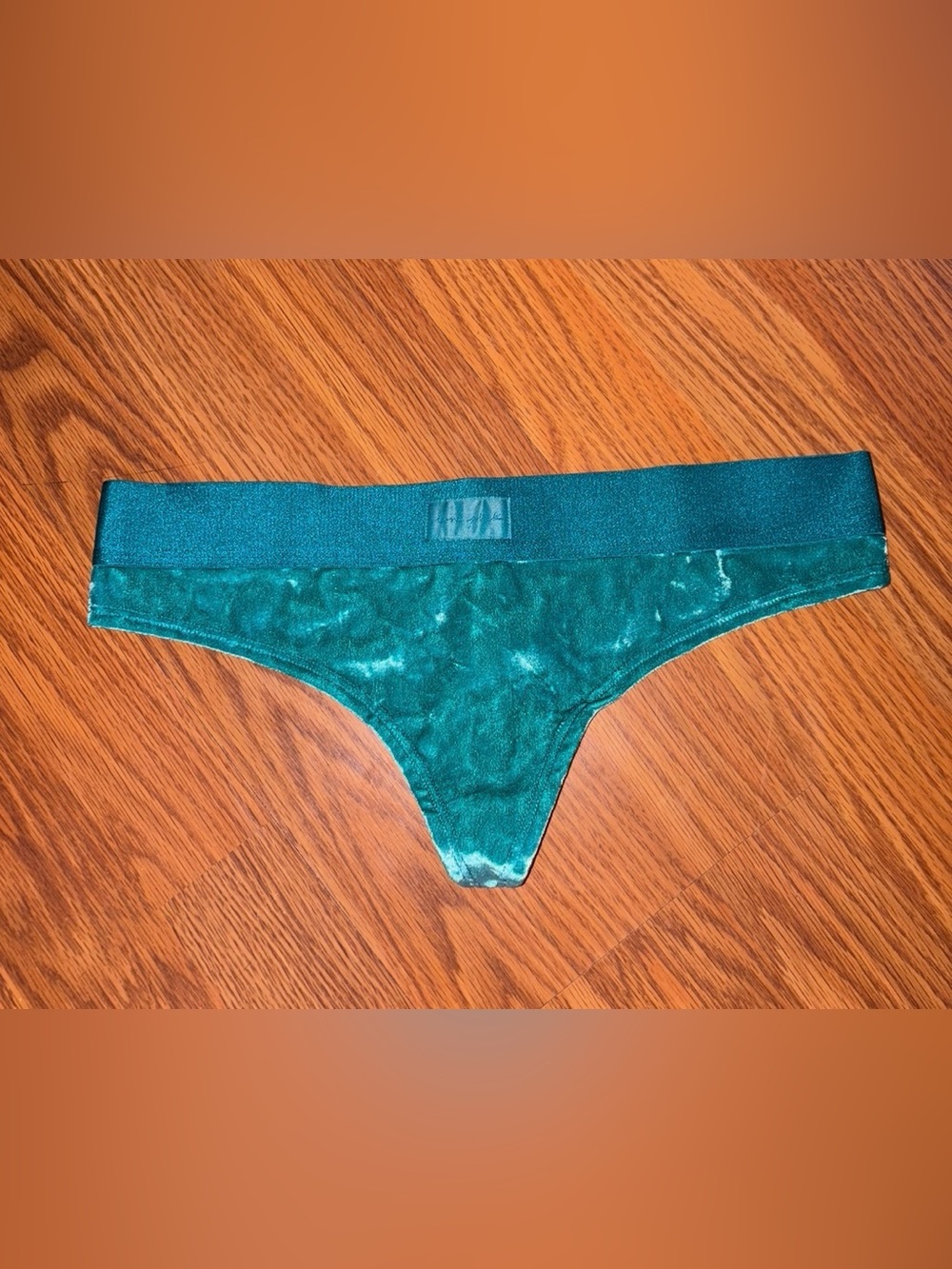 NWT-PINK Velour Thong panty